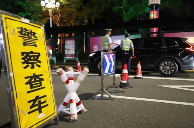 江门公安夜宵摊巡查_江门小三调查侦探案件_江门公安多警种协同打击犯罪